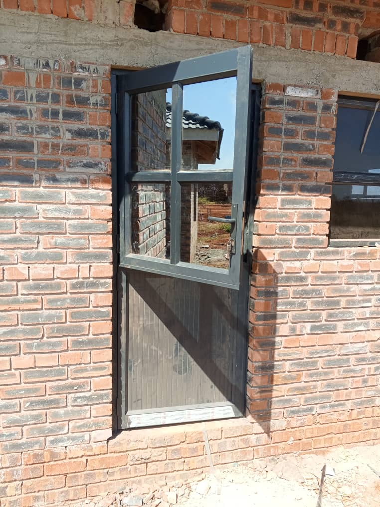 Stable door - hynged9
